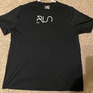 Men’s XXL Under Armour shirt